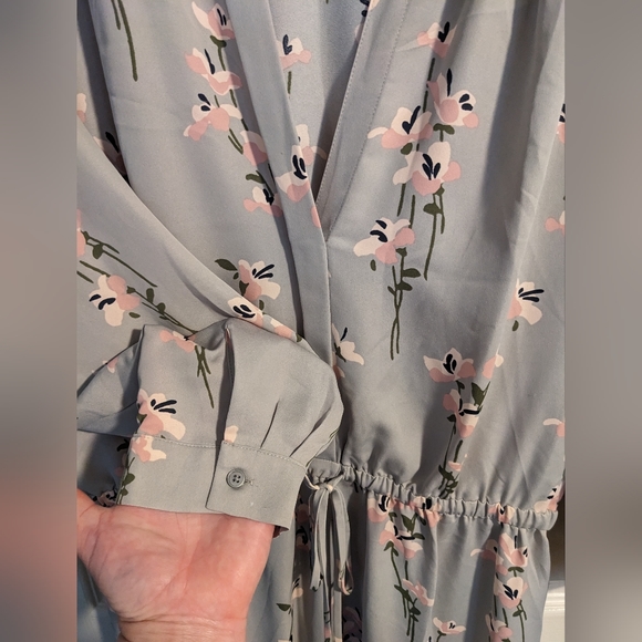 Grey Loft 3/4 sleeve dress. SzM. Worn once. Like new. - Picture 5 of 6